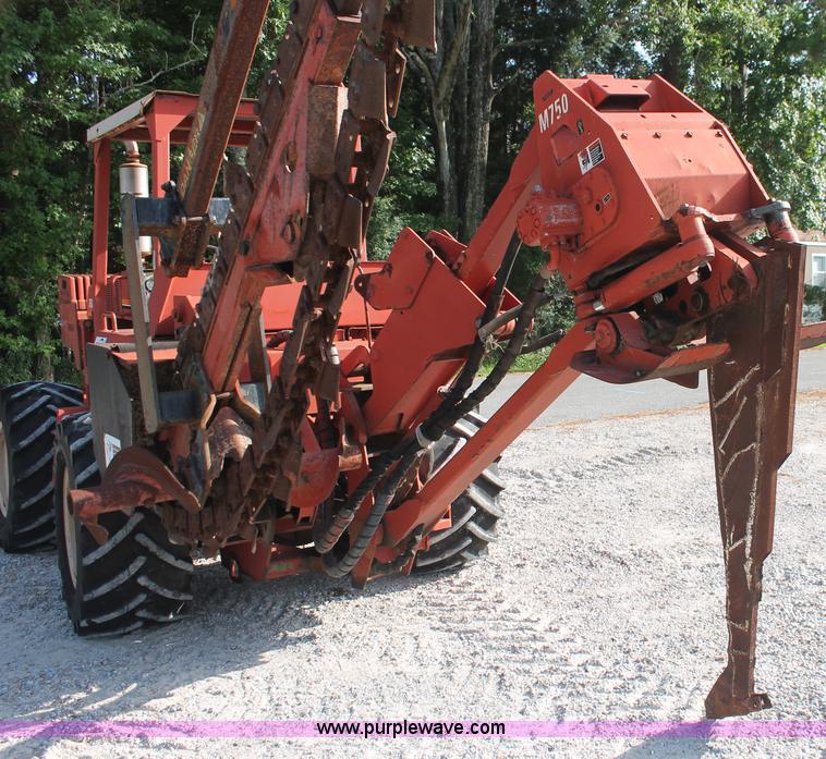 image for item I7933 1997 Ditch Witch 7610DD trencher cable plow