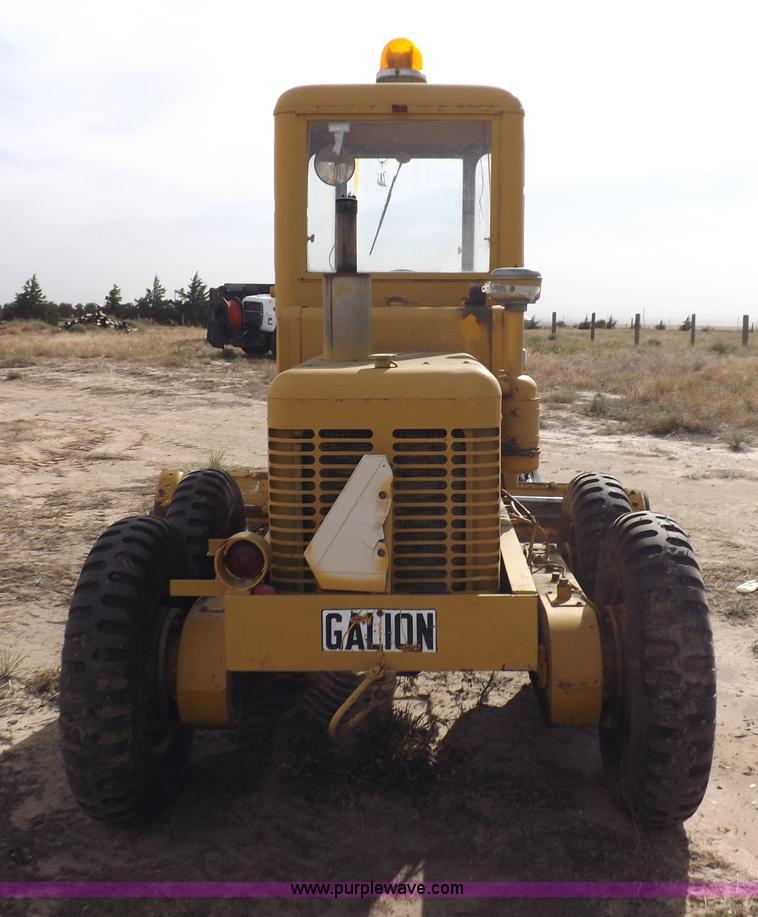 image for item I8430 1962 Galion 503 motor grader