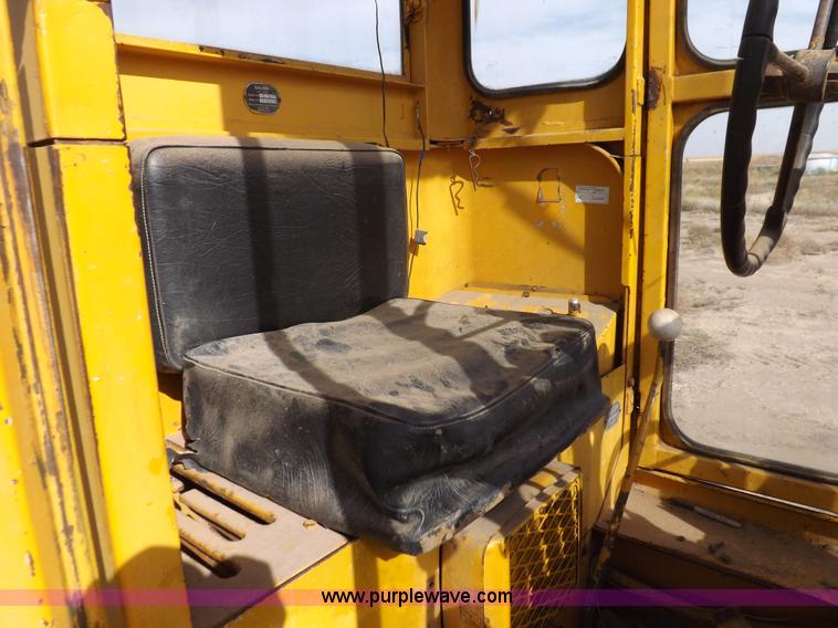 image for item I8430 1962 Galion 503 motor grader