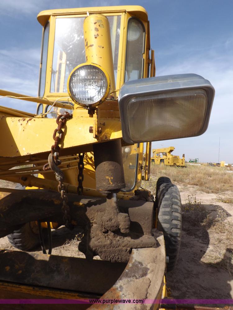 image for item I8430 1962 Galion 503 motor grader