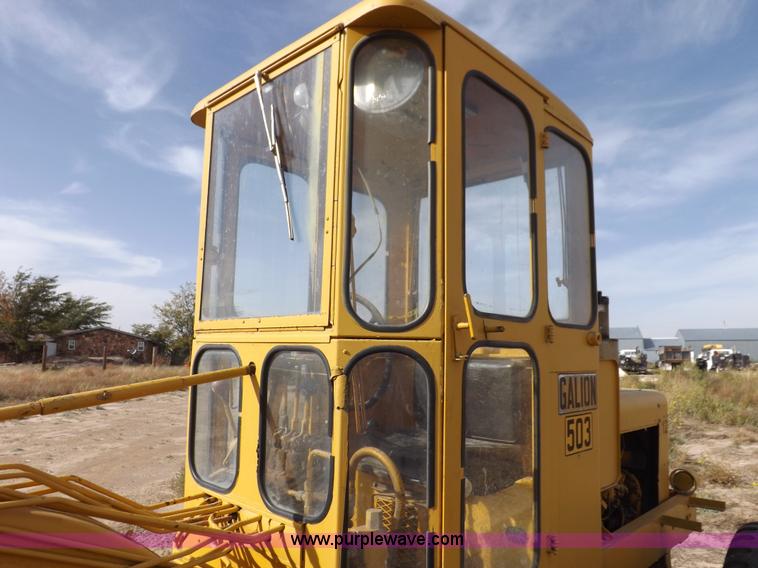 image for item I8430 1962 Galion 503 motor grader