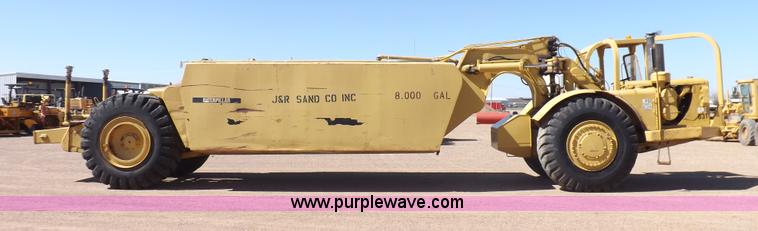 image for item I8449 Caterpillar 631 water wagon