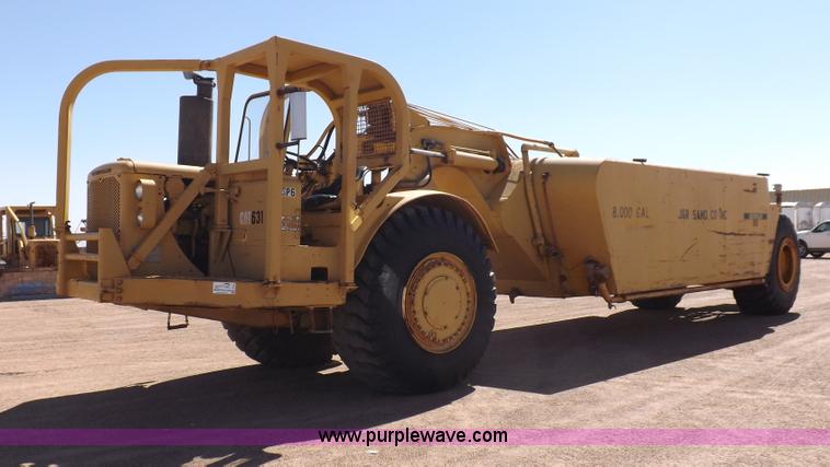 image for item I8449 Caterpillar 631 water wagon