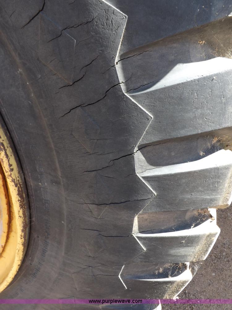 image for item I8449 Caterpillar 631 water wagon