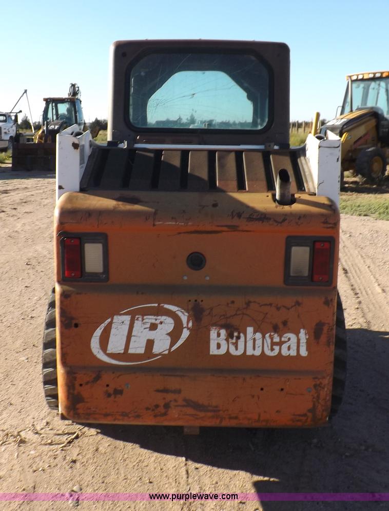 image for item I8470 2002 Bobcat 753 skid steer