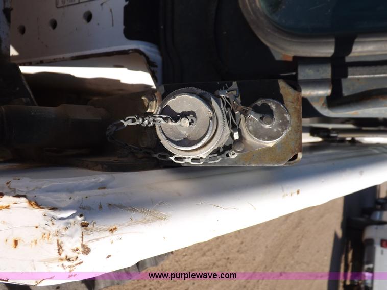 image for item I8470 2002 Bobcat 753 skid steer