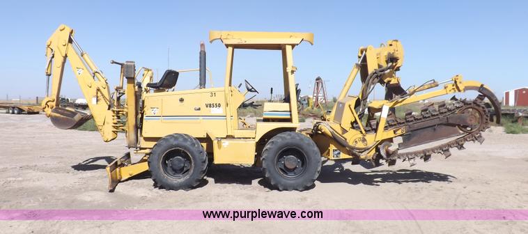 image for item I8483 1997 Vermeer V8550 trencher