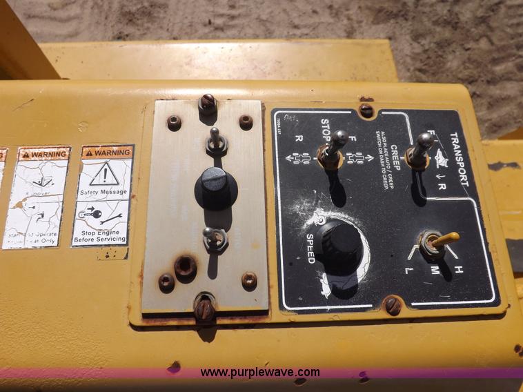 image for item I8483 1997 Vermeer V8550 trencher