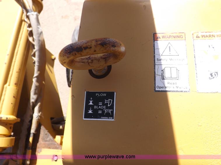 image for item I8483 1997 Vermeer V8550 trencher