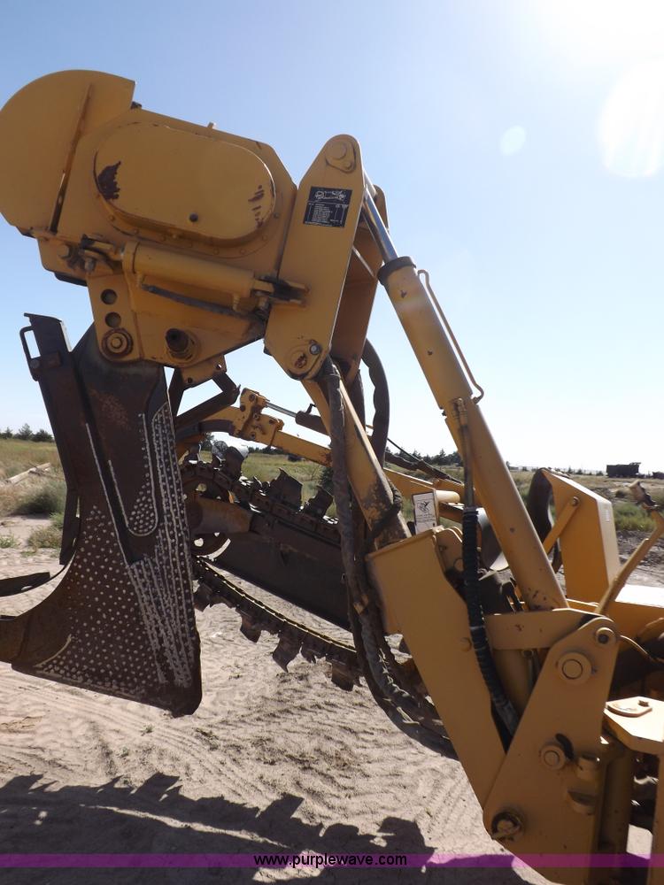 image for item I8483 1997 Vermeer V8550 trencher