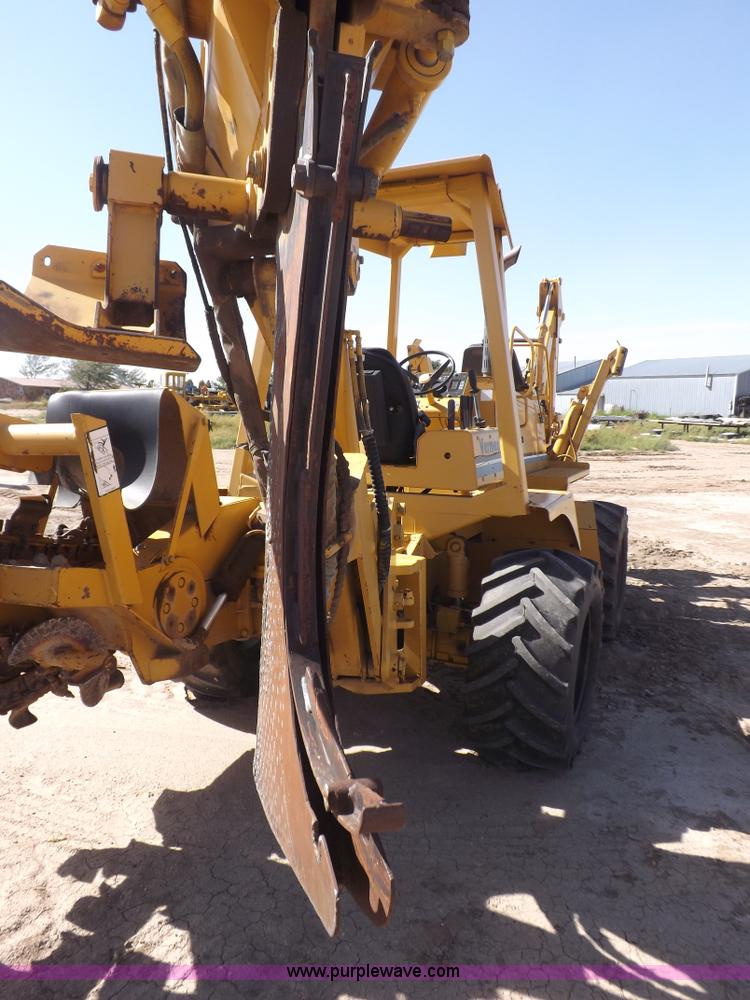 image for item I8483 1997 Vermeer V8550 trencher