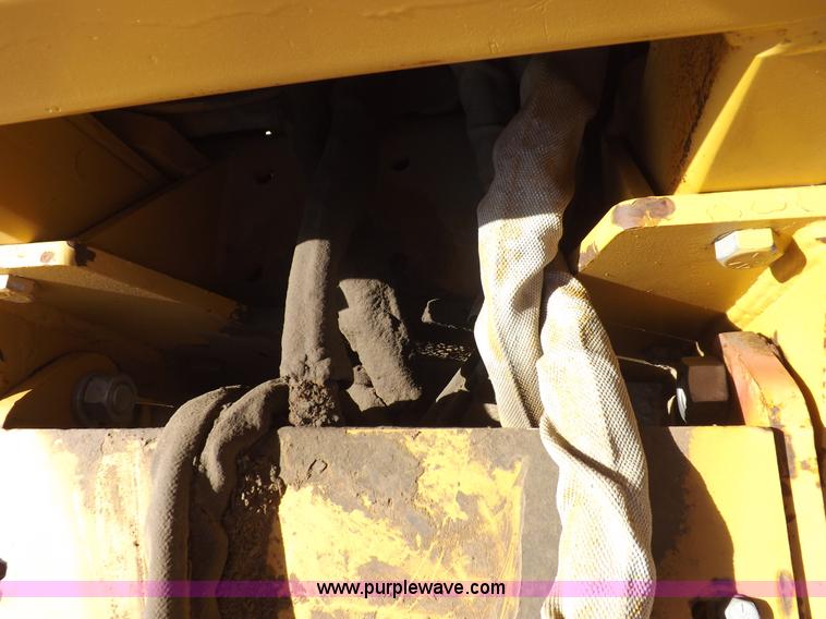 image for item I8483 1997 Vermeer V8550 trencher