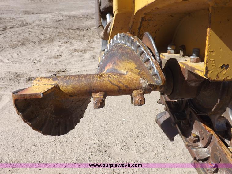 image for item I8483 1997 Vermeer V8550 trencher
