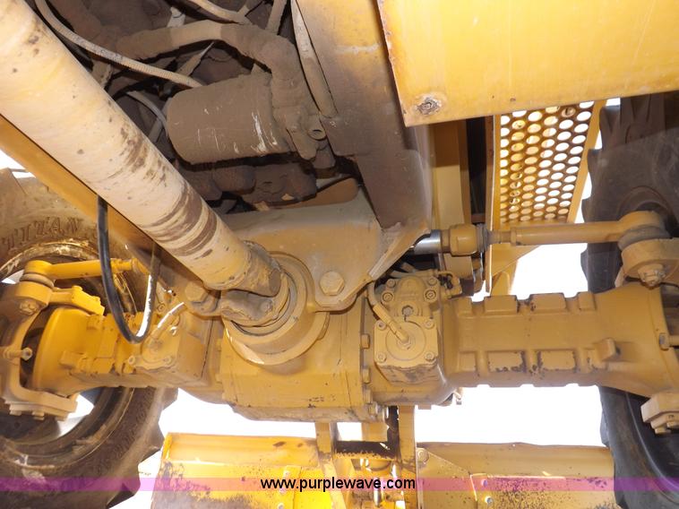 image for item I8483 1997 Vermeer V8550 trencher