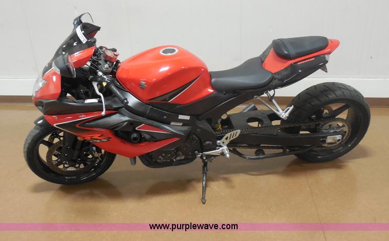 image for item AT9377 2006 Suzuki GSX-R1000 motorcycle