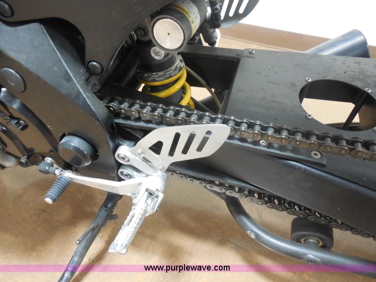 image for item AT9377 2006 Suzuki GSX-R1000 motorcycle