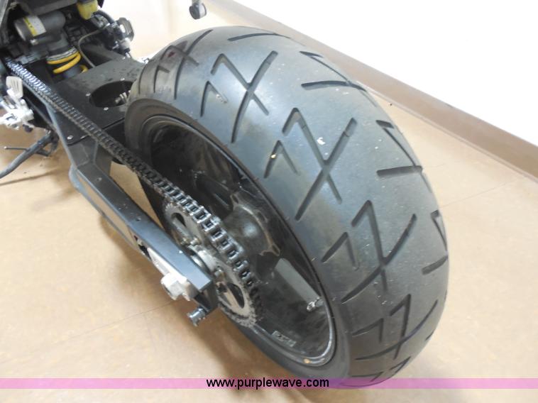 image for item AT9377 2006 Suzuki GSX-R1000 motorcycle