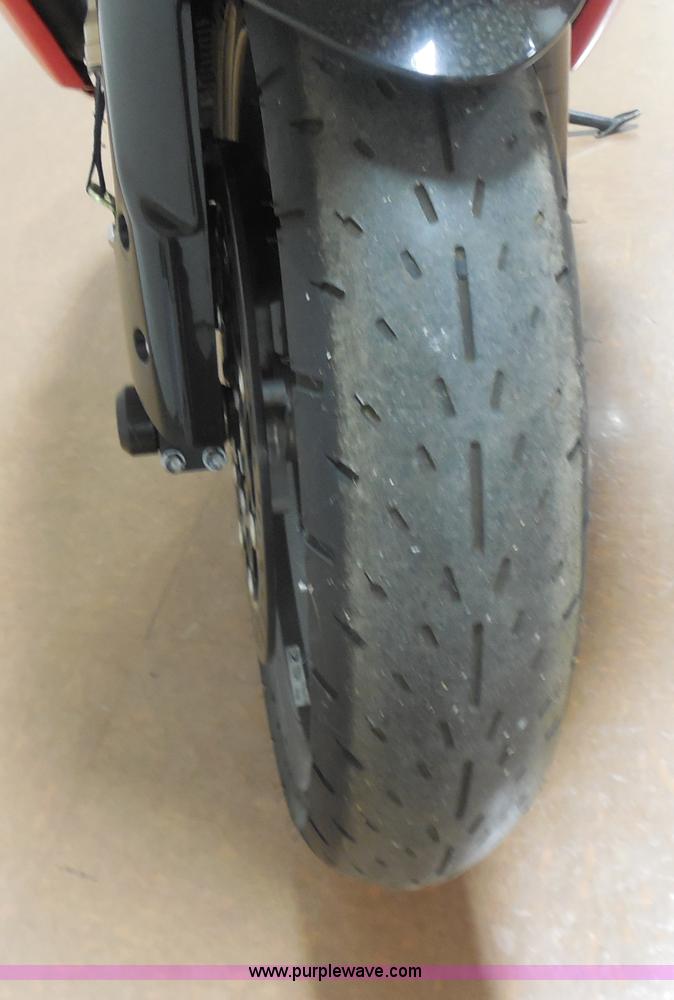 image for item AT9377 2006 Suzuki GSX-R1000 motorcycle