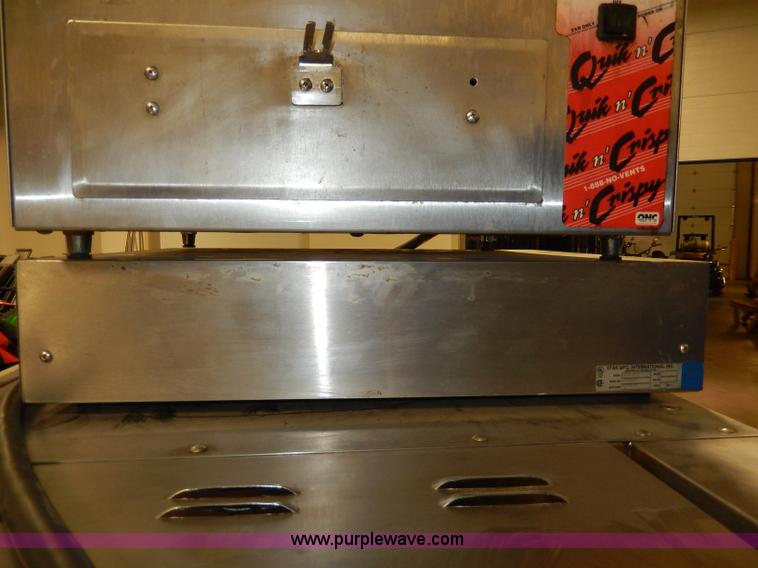 image for item AT9411 Assorted restaurant equipment