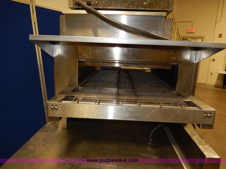 image for item AT9411 Assorted restaurant equipment