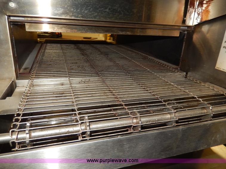 image for item AT9411 Assorted restaurant equipment