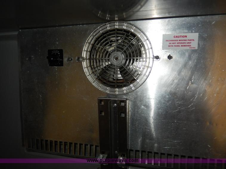 image for item AT9411 Assorted restaurant equipment