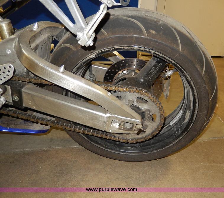 image for item AT9412 2000 Yamaha YZF-R1 motorcycle