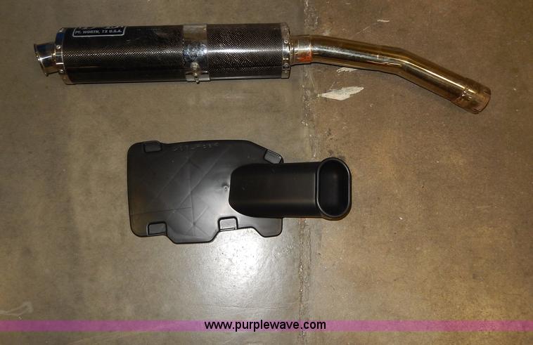 image for item AT9412 2000 Yamaha YZF-R1 motorcycle