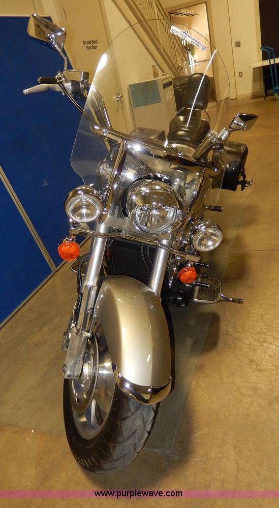 image for item AT9413 2003 Honda VTX1800R motorcycle