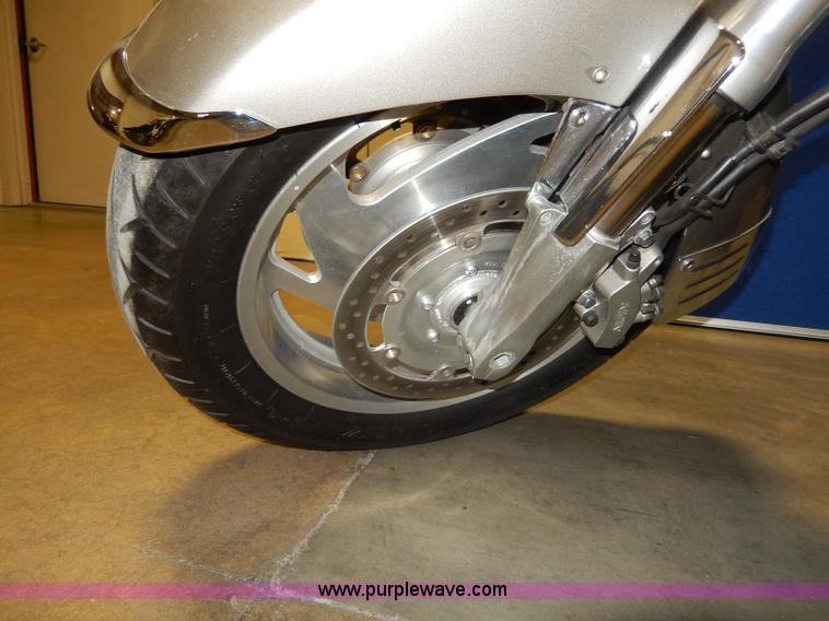 image for item AT9413 2003 Honda VTX1800R motorcycle