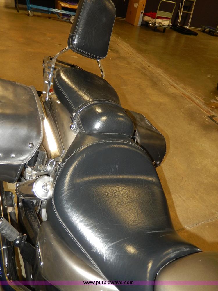 image for item AT9413 2003 Honda VTX1800R motorcycle