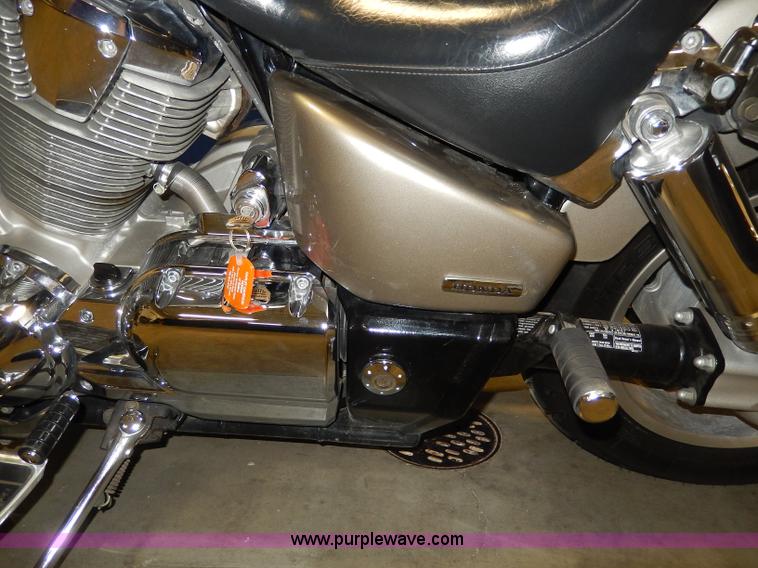 image for item AT9413 2003 Honda VTX1800R motorcycle