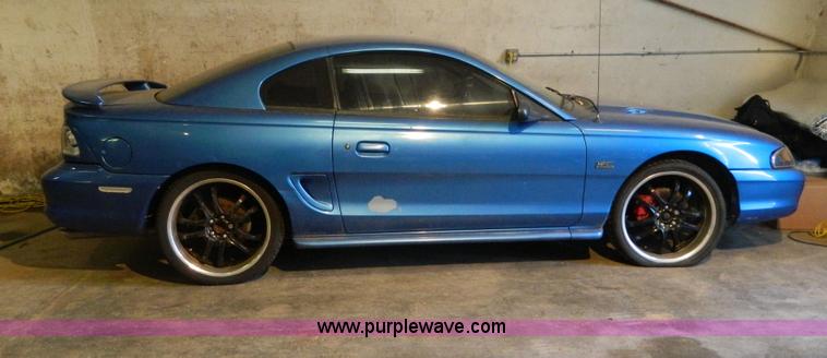 image for item D6039 1995 Ford Mustang GT