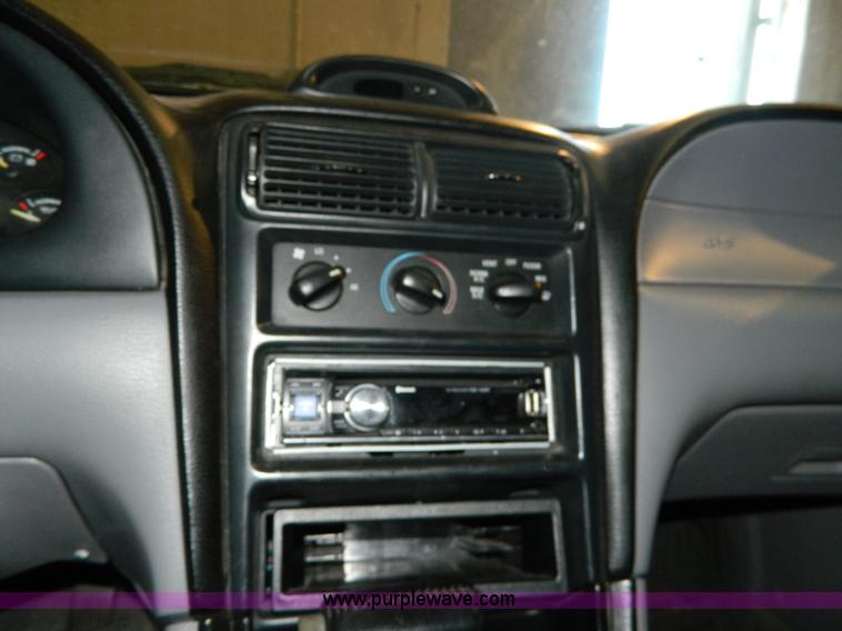 image for item D6039 1995 Ford Mustang GT