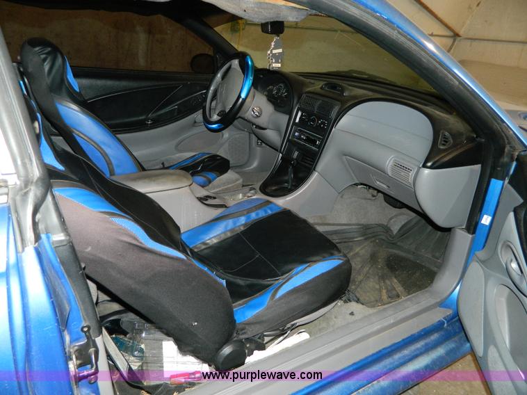 image for item D6039 1995 Ford Mustang GT