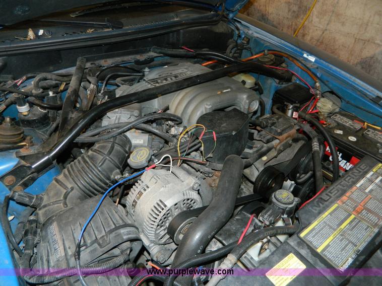 image for item D6039 1995 Ford Mustang GT