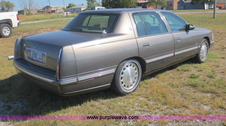 image for item F6701 1998 Cadillac DeVille
