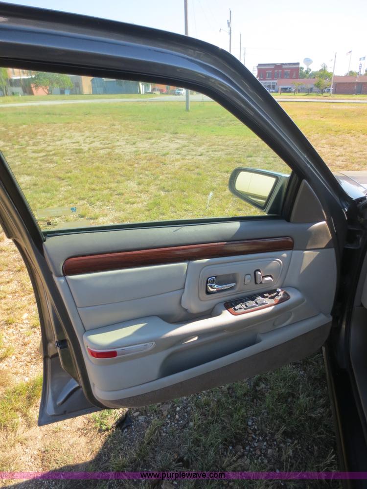 image for item F6701 1998 Cadillac DeVille