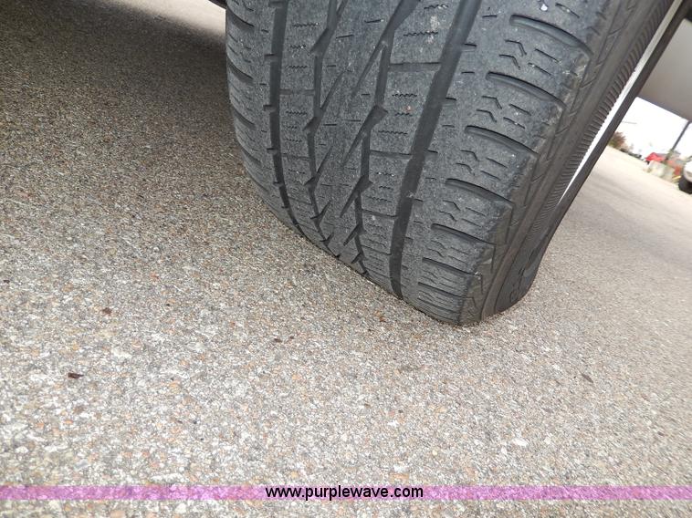 image for item H9589 2002 Dodge Ram 1500 SLT Quad Cab pickup truck