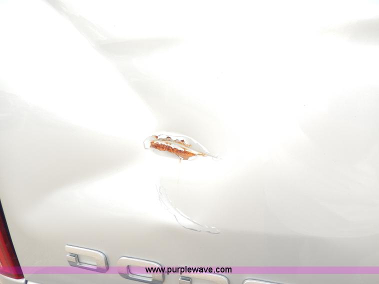 image for item H9589 2002 Dodge Ram 1500 SLT Quad Cab pickup truck