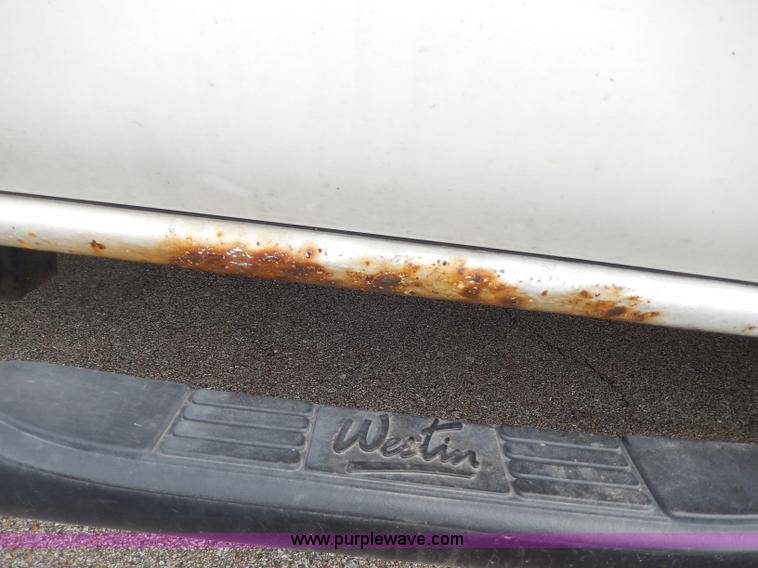 image for item H9592 2001 Chevrolet Silverado 1500 LS Z71 Off-Road pickup truck