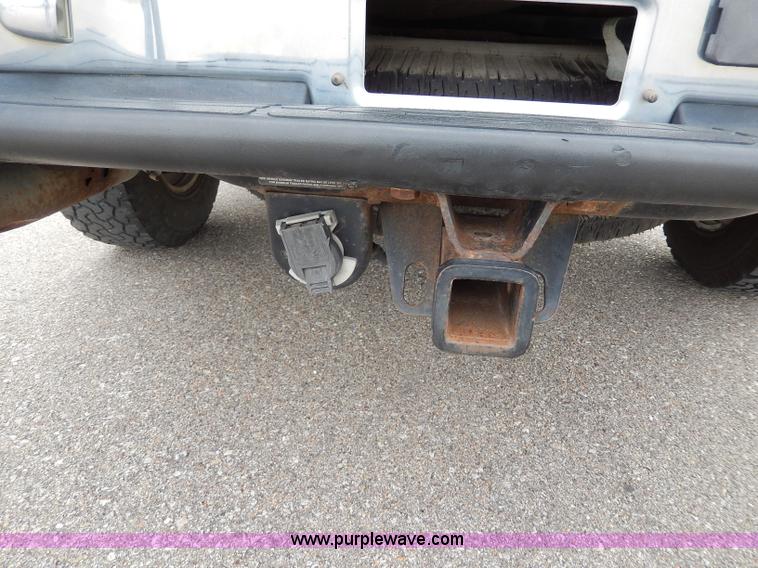 image for item H9592 2001 Chevrolet Silverado 1500 LS Z71 Off-Road pickup truck