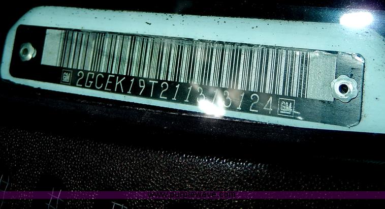 image for item H9592 2001 Chevrolet Silverado 1500 LS Z71 Off-Road pickup truck