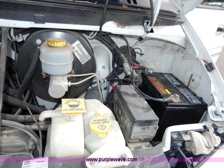 image for item H9593 2001 Dodge Ram 1500 Regency van