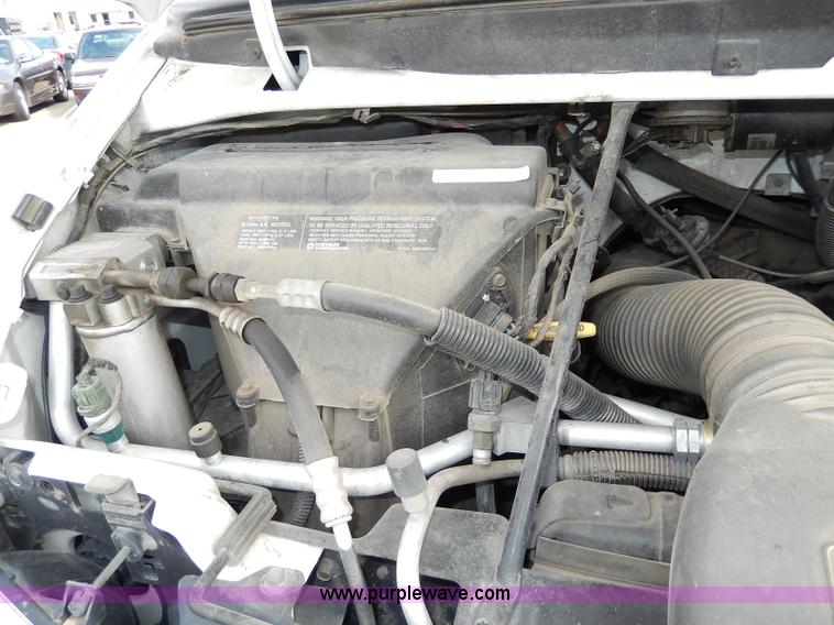 image for item H9593 2001 Dodge Ram 1500 Regency van