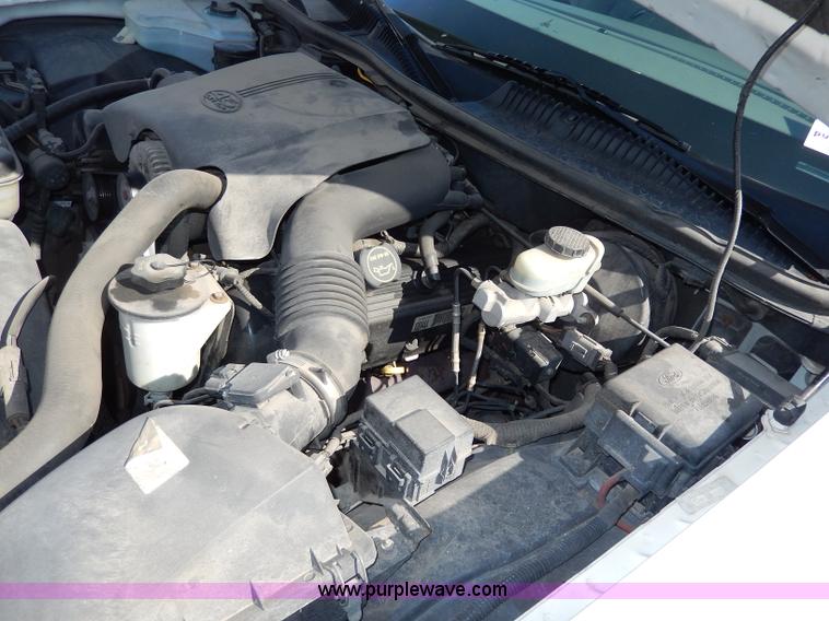 image for item H9595 2001 Lincoln Town Car Executive