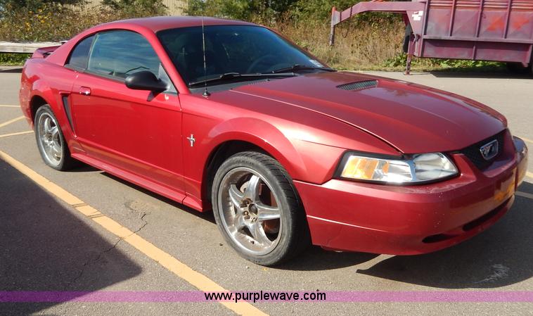 image for item H9596 2000 Ford Mustang
