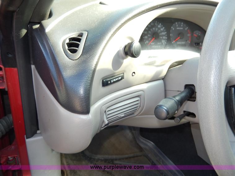 image for item H9596 2000 Ford Mustang