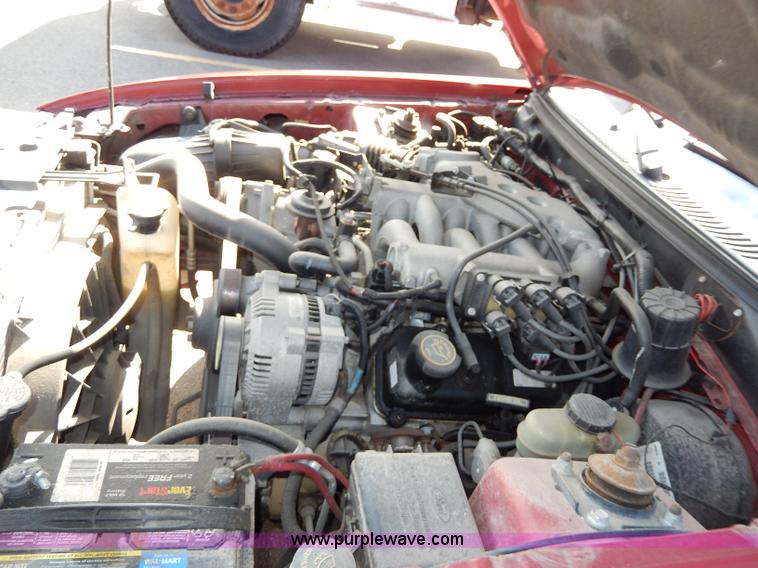 image for item H9596 2000 Ford Mustang