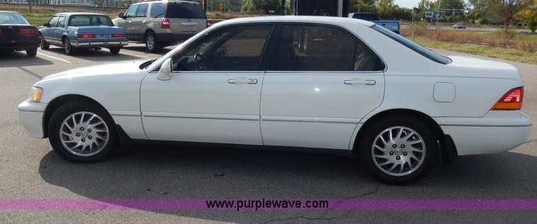image for item H9598 1998 Acura RL
